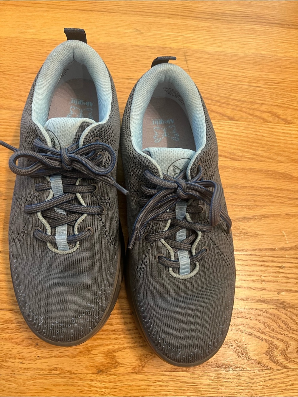 ALEGRIA Roll On Blue Whisper shoes